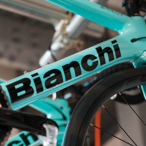 Bianchi ロードバイクフレーム 値段交渉 コメントにて 早期取引希望 Bianchi ロードバイクフレーム 値段交渉 コメントにて 早期取引